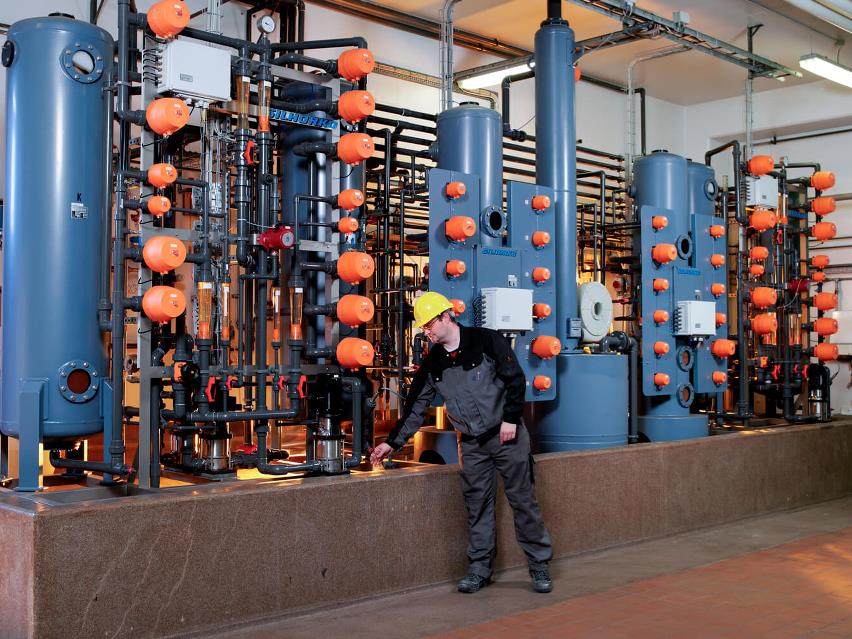 Demineralizer used in power plant